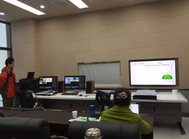 解放军信息工程大学广播级全自动录播教室